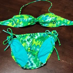 Victoria’s Secret bikini
